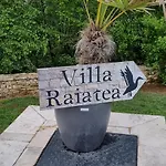 빌라 Les Jardins De Raiatea